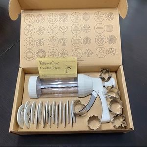 The Pampered Chef Cookie Press